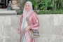 Larissa Chou Tampil Cantik Pamer Baby Bump usai Dinyinyiri Soal Gaya Hijab