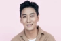 Joo Ji Hoon Merasa Bak Tanpa Busana Saat Syuting Adegan Aksi di 'Blood Free'