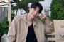 Aura Seksi Wi Ha Joon Picu Kehebohan di Preview 'Amazing Saturday' 