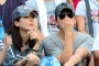 Ji Sung dan Lee Bo Young Pamer Momen Gemas Liburan Bareng Anak-Anak