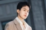 Lee Dong Wook Alami Kejadian Memalukan saat Tampil di TIFF 2024