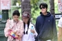 Han So Hee & Ryu Jun Yeol Kompak Posting Mawar saat Sama-Sama Berada di Paris