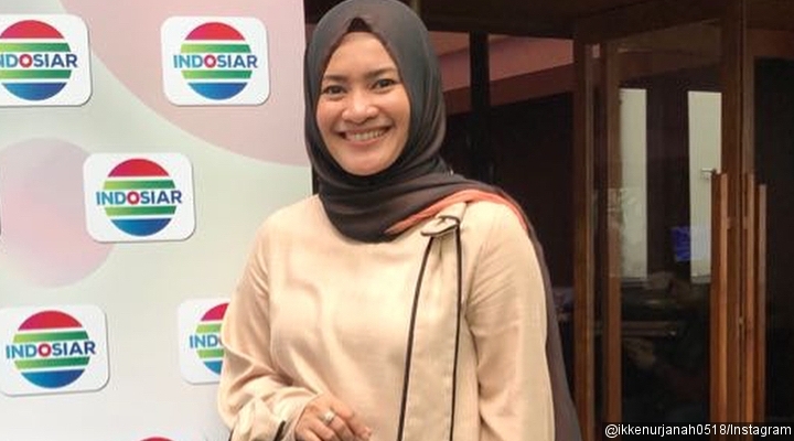 Berhijab, Ikke Nurjanah Masih Belum Siap Hapus Foto di Masa Lalu