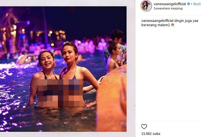 Vanessa Angel Pamer Foto Bikini