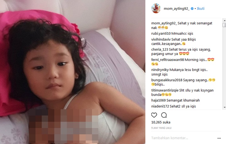 Ibu Ayu Ting Ting Unggah Foto Bilqis Pakai Kaus Dalam