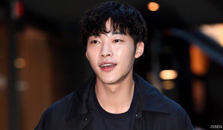 Digosipkan Pacari Moon Ga Young, Woo Do Hwan Jadi Sasaran Amukan Fans Joy