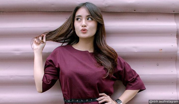 Baru Lulus SMA, Penampilan Dewasa Nabilah JKT48 Curi Perhatian Netter