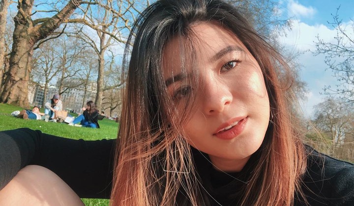 Warisi Bakat Cantik Wulan Guritno Shaloom Razade Pose Imut Bareng