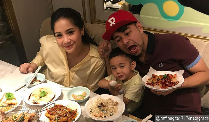 Raffi Ahmad dan Nagita Slavina Ajak Rafathar Liburan ke Hongkong