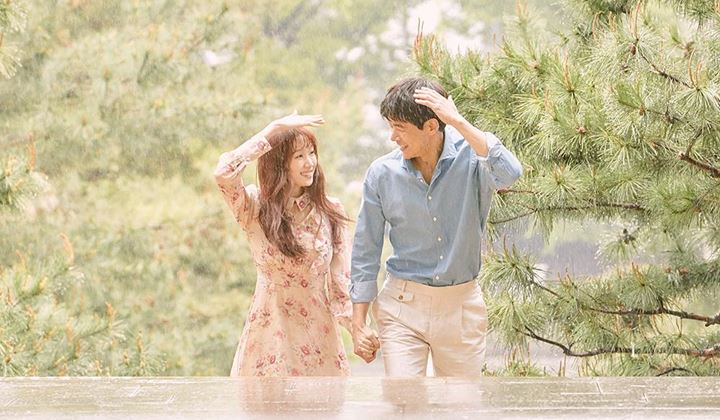 'About Time' Hadirkan Poster Mesra Lee Sung Kyung dan Lee Sang Yoon Versi Bergerak