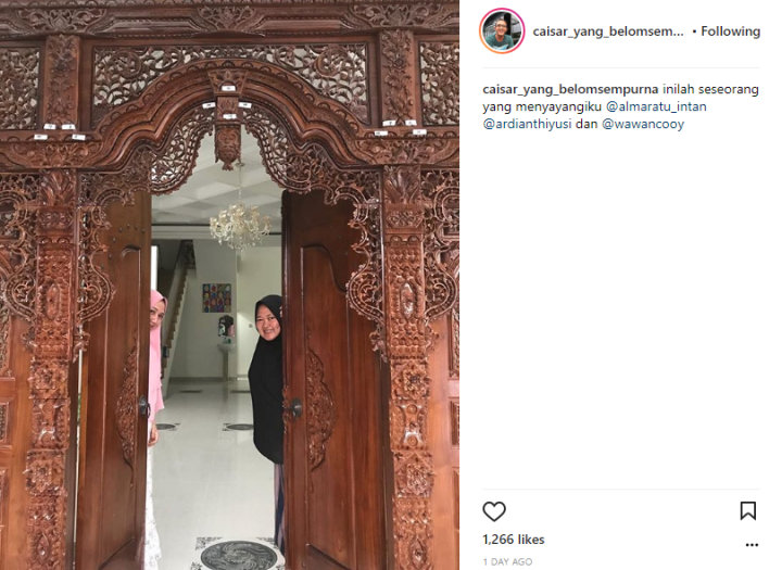 Caisar Pamer Foto Tunangan