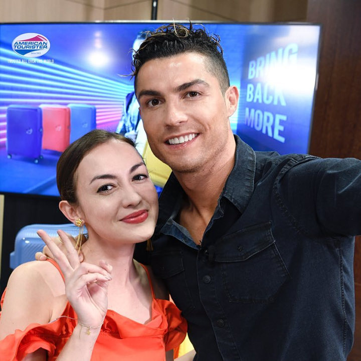 Rianti Foto Bareng Ronaldo