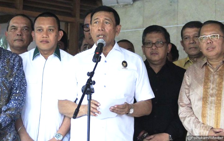 Menko Polhukam Wiranto Minta Masyarakat Tidak Curiga 