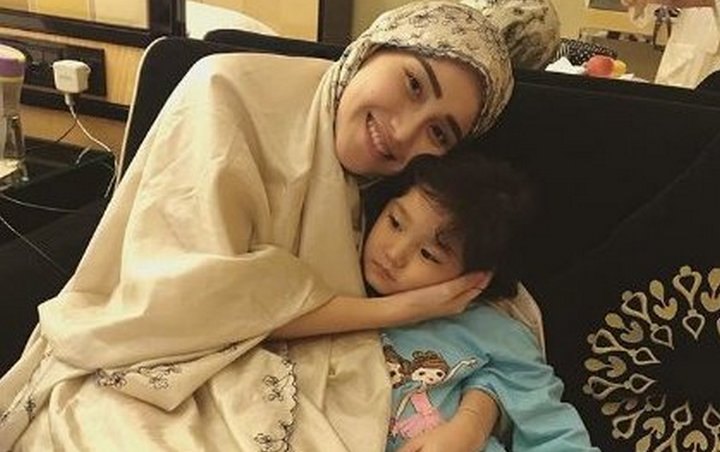 Ayu Ting Ting Ajak Bilqis Belajar Puasa Sejak Usia Dini