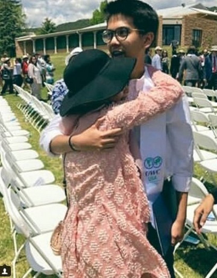 Ungkapan Haru Kakak Iqbaal