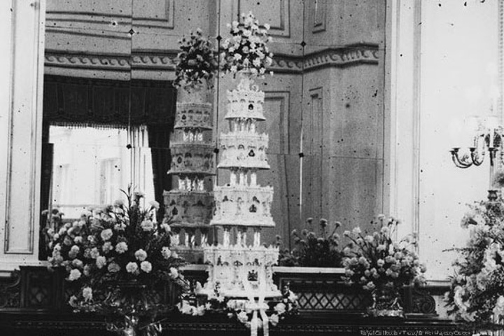 Kue Pernikahan The Queen dan Duke of Edinburgh