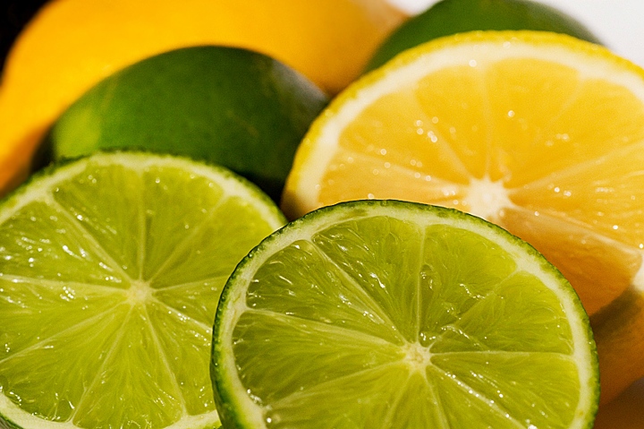 Lemon dan Jeruk Nipis Kaya Vitamin C