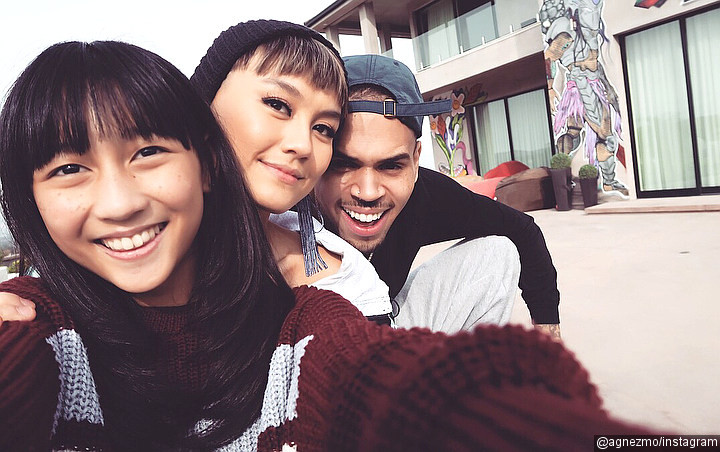 Lagi, Agnes Monica Kepergok Mesra dengan Chris Brown