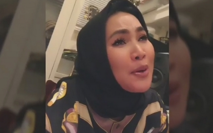 Dewi Gita Target Khatam Al Quran Sebelum Lebaran