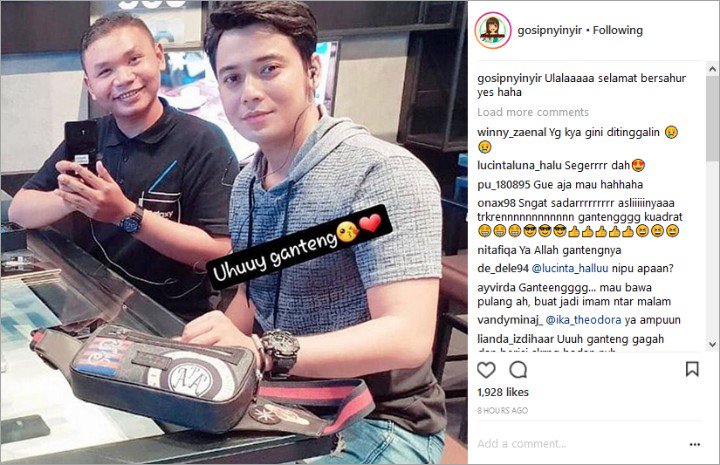 Ketampanan Kriss Hatta Bikin Terpana