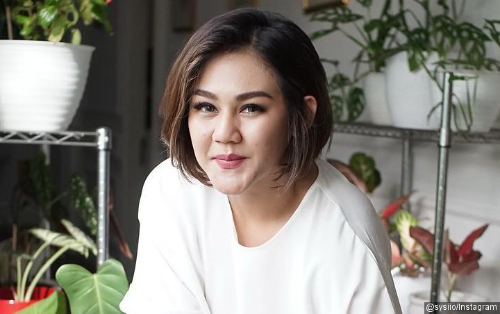 Diwarnai Air Mata, Sissy Priscillia Lepas Kepergian Vanesha Prescilla Kuliah di Luar Negeri