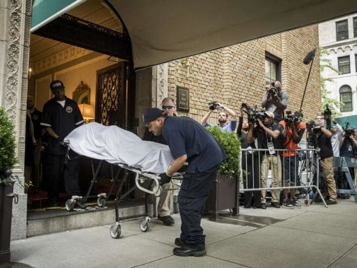 Evakuasi Jenazah Kate Spade