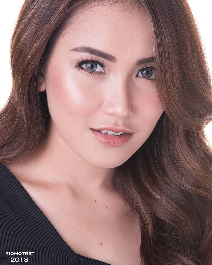  2. Ayu Ting Ting Bikin Pangling 