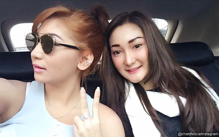 Adik Baby Margaretha Salah Tingkah