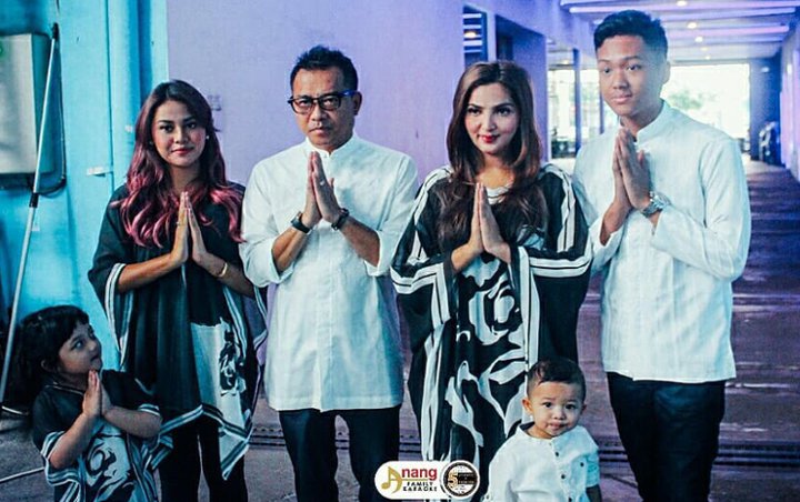 Salut, Keluarga Anang-Ashanty Ajak Sopir Ojek Online Sahur Bareng di Dapur Asix