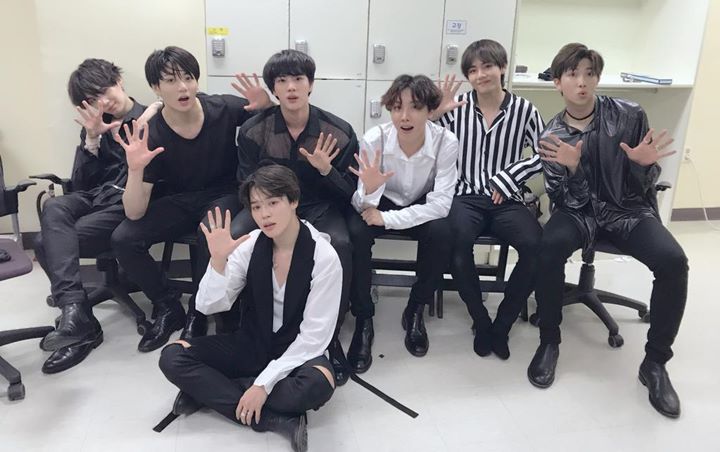 Rayakan 5 Tahun Debut, BTS Saling Curhat dan Berbagi Pengalaman Lucu di Fanmeeting