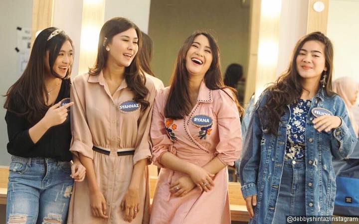 Ryana Dea Hingga Syahnaz Sadiqah Rayakan Lebaran Kedua 'Dunia Terbalik'
