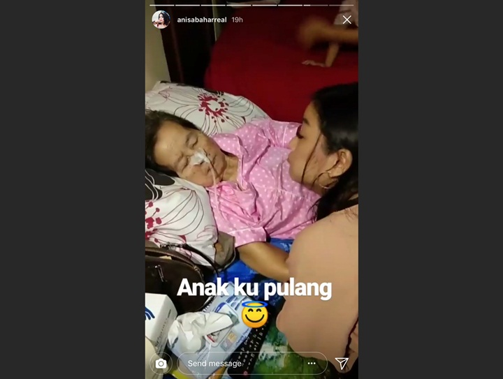 Annisa Juwita Bahar Lebaran Bareng