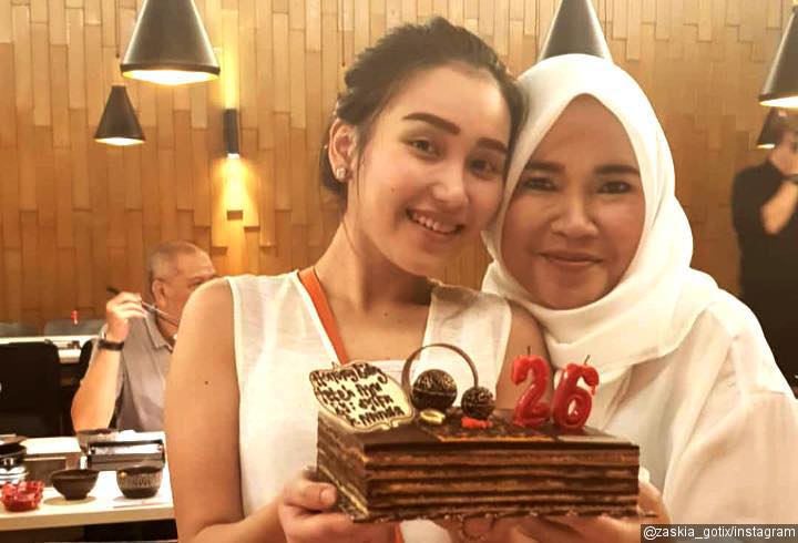 2. Foto Bareng Umi Khalsum
