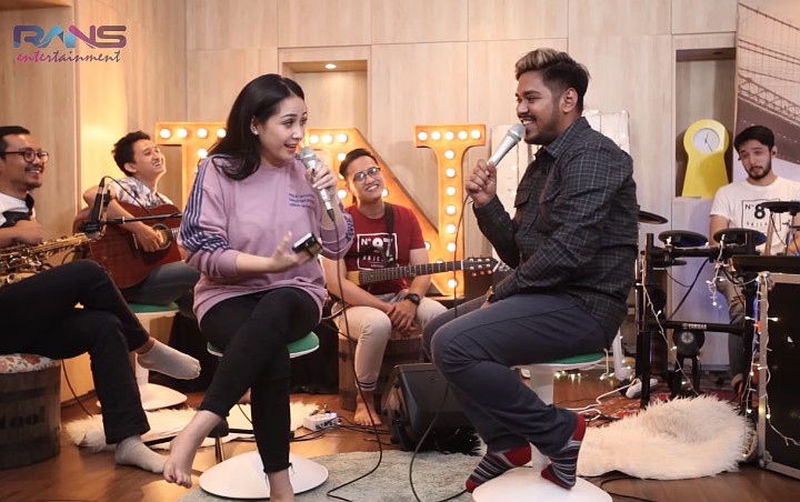 Nagita Slavina Korek Kehidupan Pribadi, Abdul 'Indonesian Idol': Acara Enggak Bener Ini
