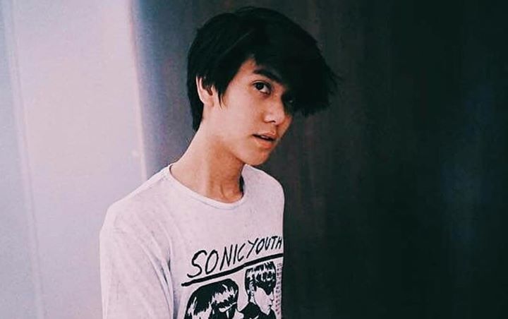 Iqbaal Ramadhan Topless di Kolam Renang, Warganet Takjub Lihat Bagian Dada