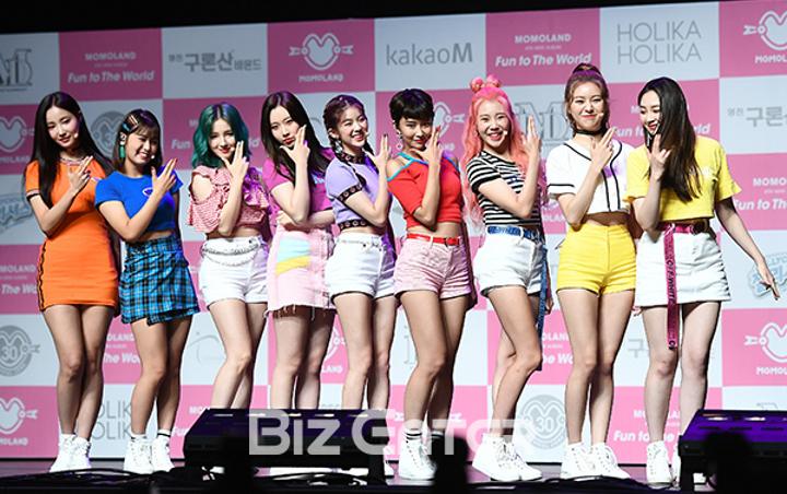 Rilis MV Comeback 'BAAM', Momoland Bersyukur Rumor Sajaegi ...