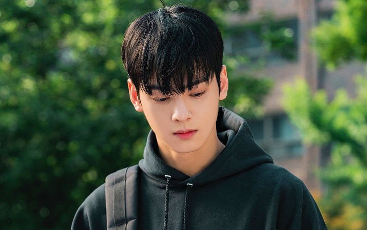 Kyung Seok My Id Is Gangnam Beauty Fans Webtoon 'My ID is Gangnam Beauty', Cha Eunwoo Sudah Lama Ingin