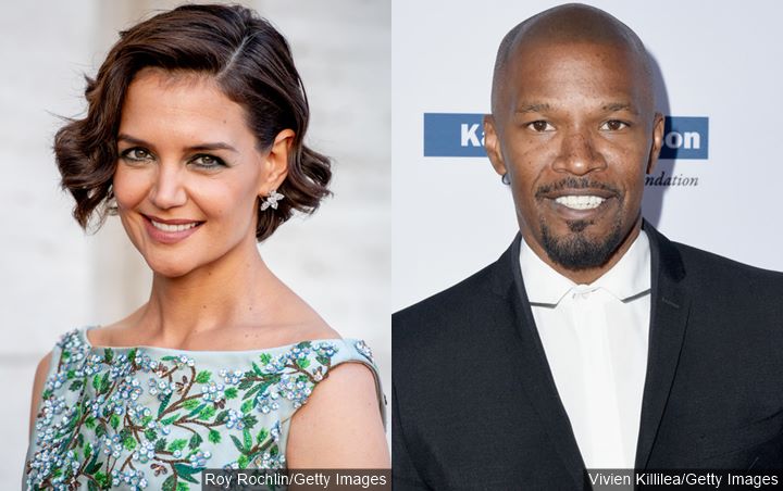 Kencan Selama 5 Tahun, Katie Holmes-Jamie Foxx Mendadak Umumkan Perpisahan