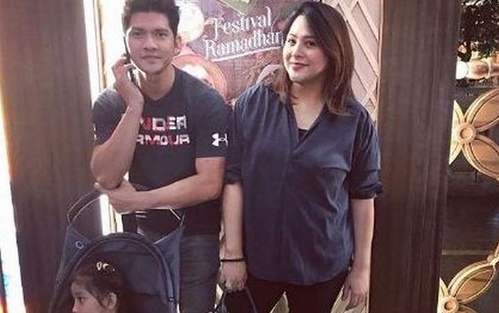 Family Time Bareng Iko Uwais, Badan Audy Dipuji Langsing Di Foto Ini