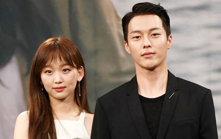 Siap-Siap Baper, Jang Ki Yong dan Jin Ki Joo Akhirnya Ciuman di 'Come and Hug Me'?