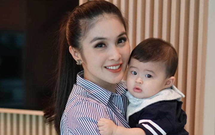 Dibesarkan dengan Kasih Sayang, Balasan Cinta Putra Sandra Dewi Bikin Gemas