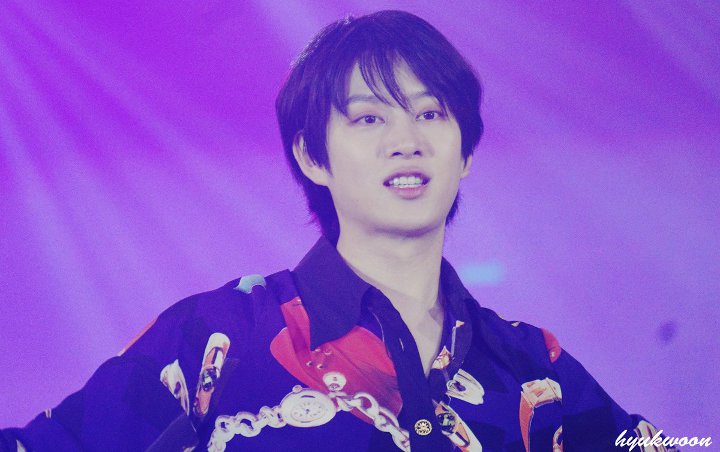 Tampil 'Gundul', Kocaknya Heechul Beri Review Sampo Anti Rambut Rontok