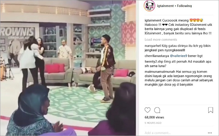Luna Maya Tak Peluk Balik Ayu Ting Ting Saat Cipika Cipiki
