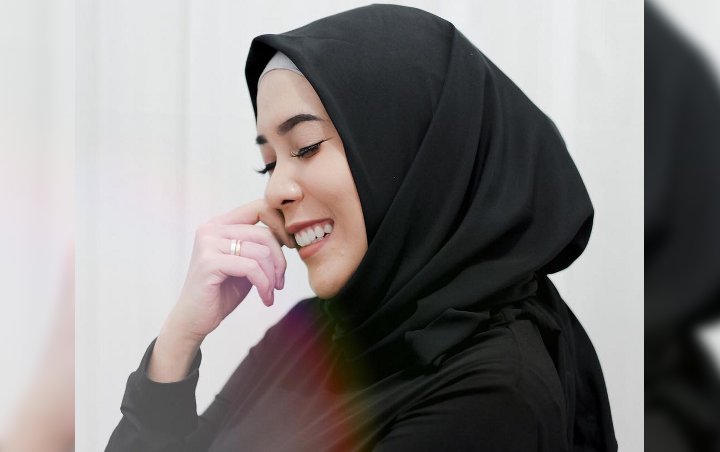 Usai Mantap Berhijab, Fitri Tropica Malah Kehilangan Dua Pekerjaan