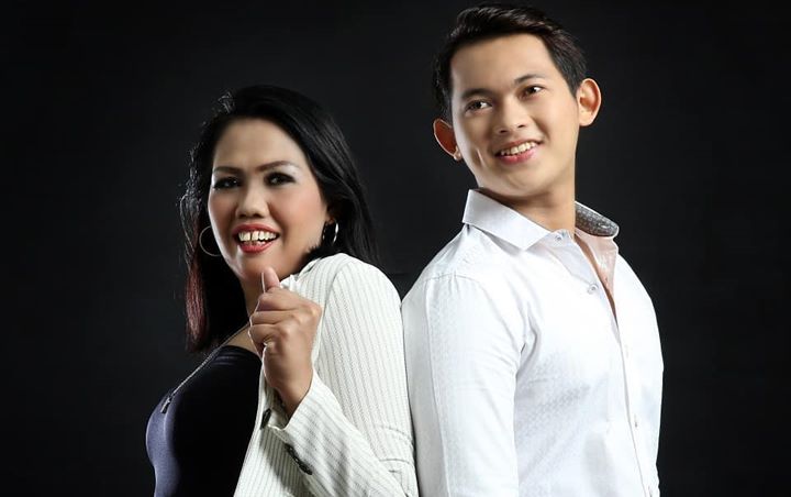 Sudah Pesan Cincin Seharga Rp 5 Juta, Ely Sugigi-Irfan Sbaztian Bakal Tunangan