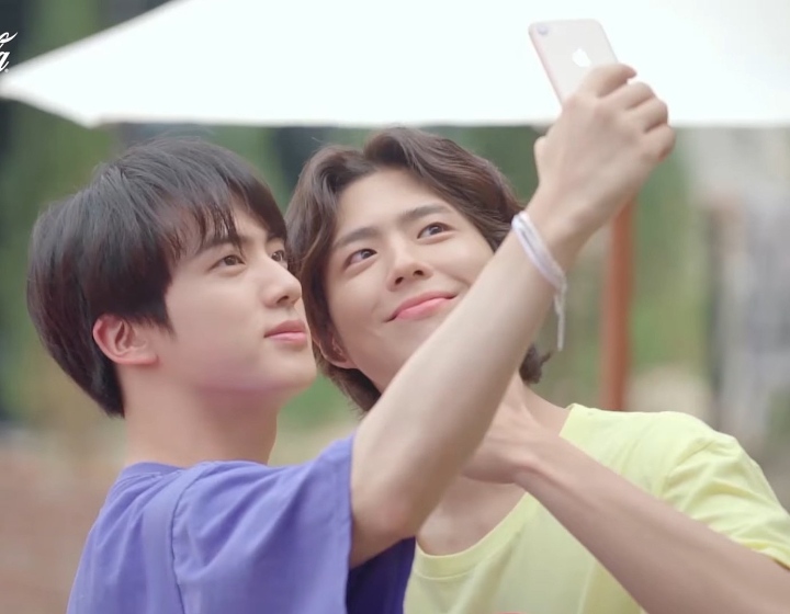 Foto Bareng, Jin BTS dan Park Bo Gum Sukses Bikin Netter 