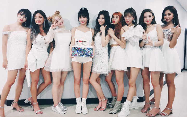 Rayakan 1000 Hari Sejak Debut, Twice Beri Pesan Manis Ini Ke Fans