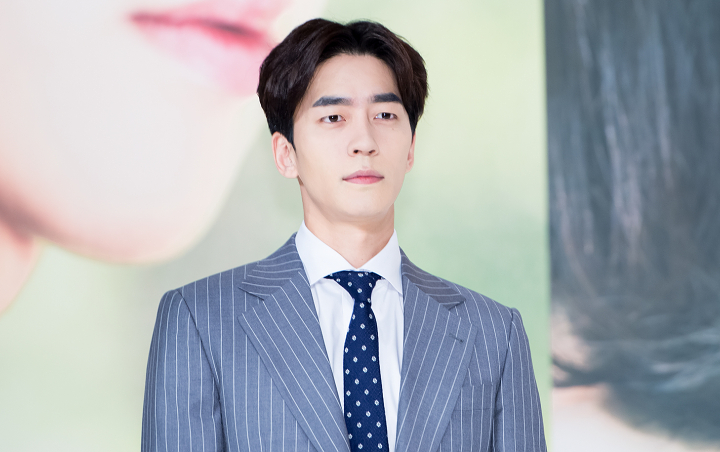 2 Tahun Menikah Aktor Shin Sung Rok Akhirnya Ungkap Foto Istri Dan Putrinya