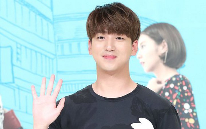 Gabung di Agensi Baru, Baro Minta Maaf ke Fans dan Member B1A4