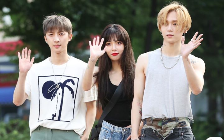 Belai Pipi Hingga Pelukan, Skinship HyunA dengan Hui dan E'Dawn Dinilai Kelewat Intim?